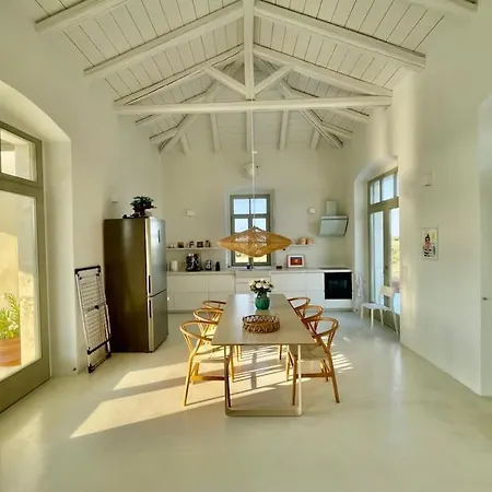 Villa Island